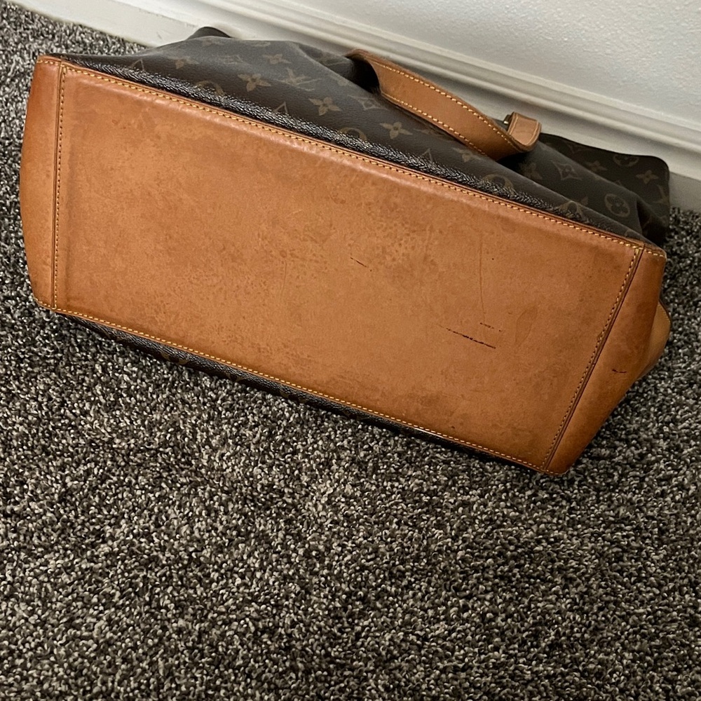 Louis Vuitton Cabas Mezzo Monogram canvas & leather Tote - Picture 10 of 16